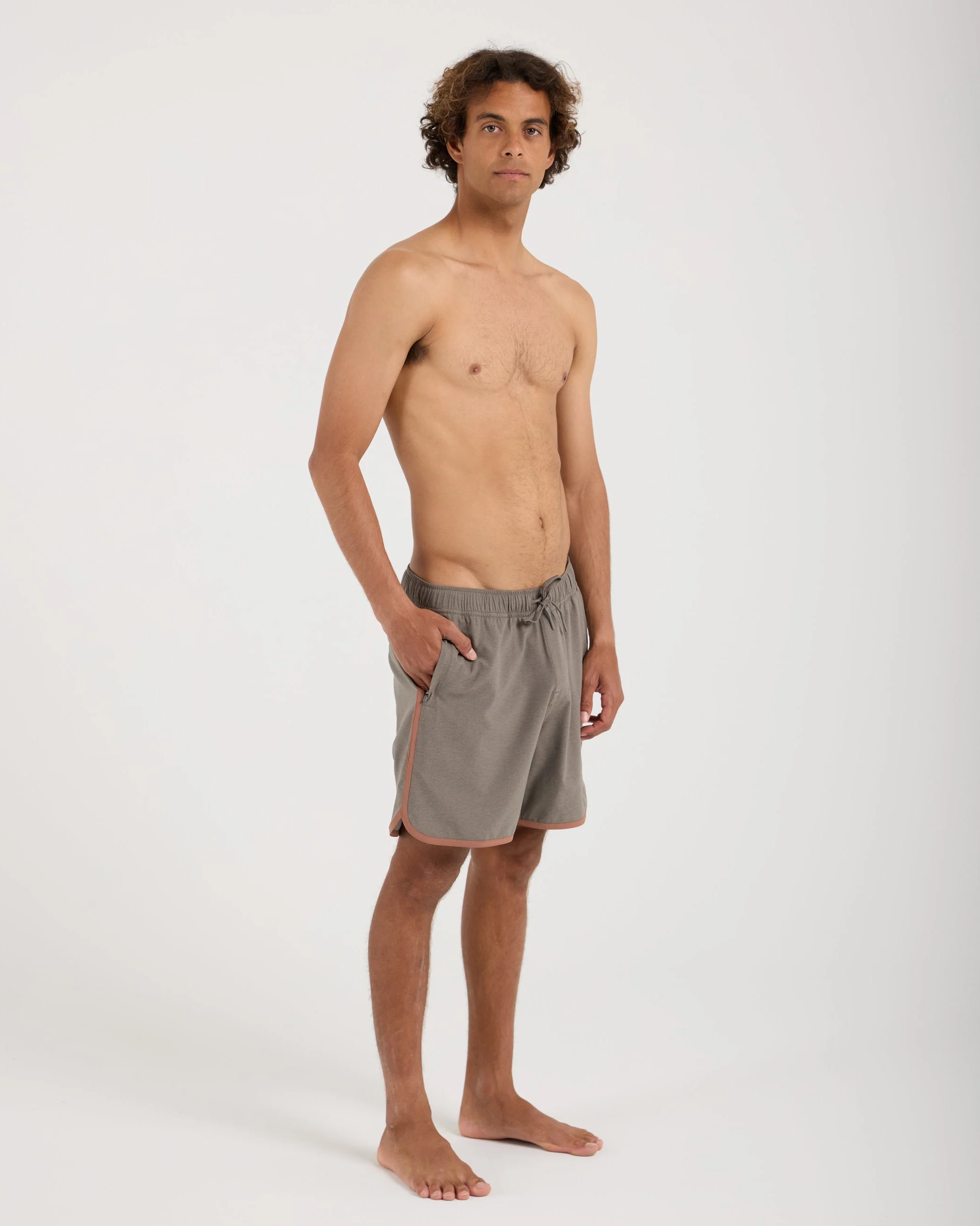 Scallop Day Short 6" - Image 6